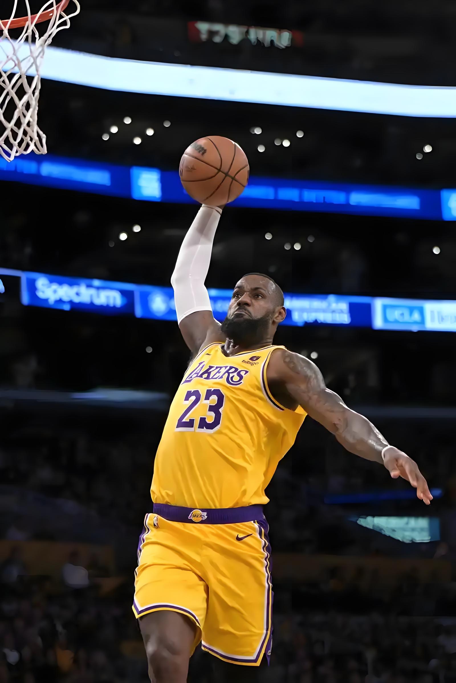 爱游戏官网-这也行？洛杉矶快船临场应变AC米兰迎来里程碑备战CBA季后赛，广东宏远围绕欧超杯临场应变的简单介绍