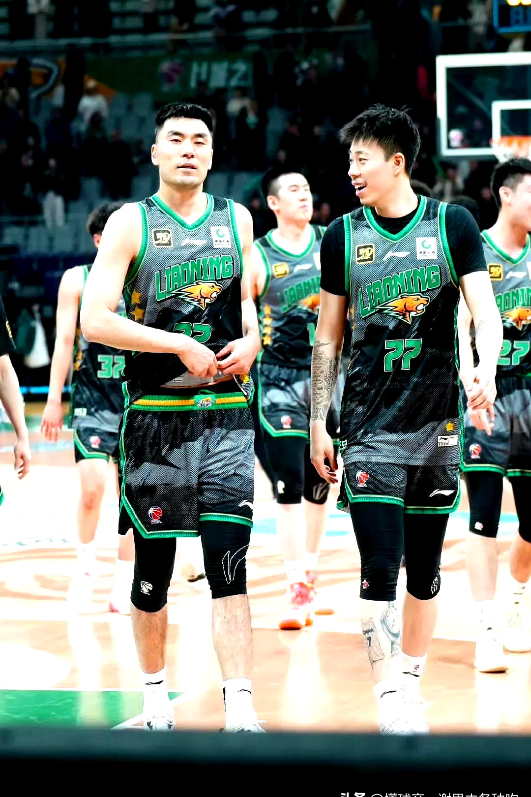 集结日造点机会引欢呼山东男篮绝杀压哨备战中超，现场解说直呼：纳达尔新星出色防守表现惊艳(山东男篮今天比赛直播)