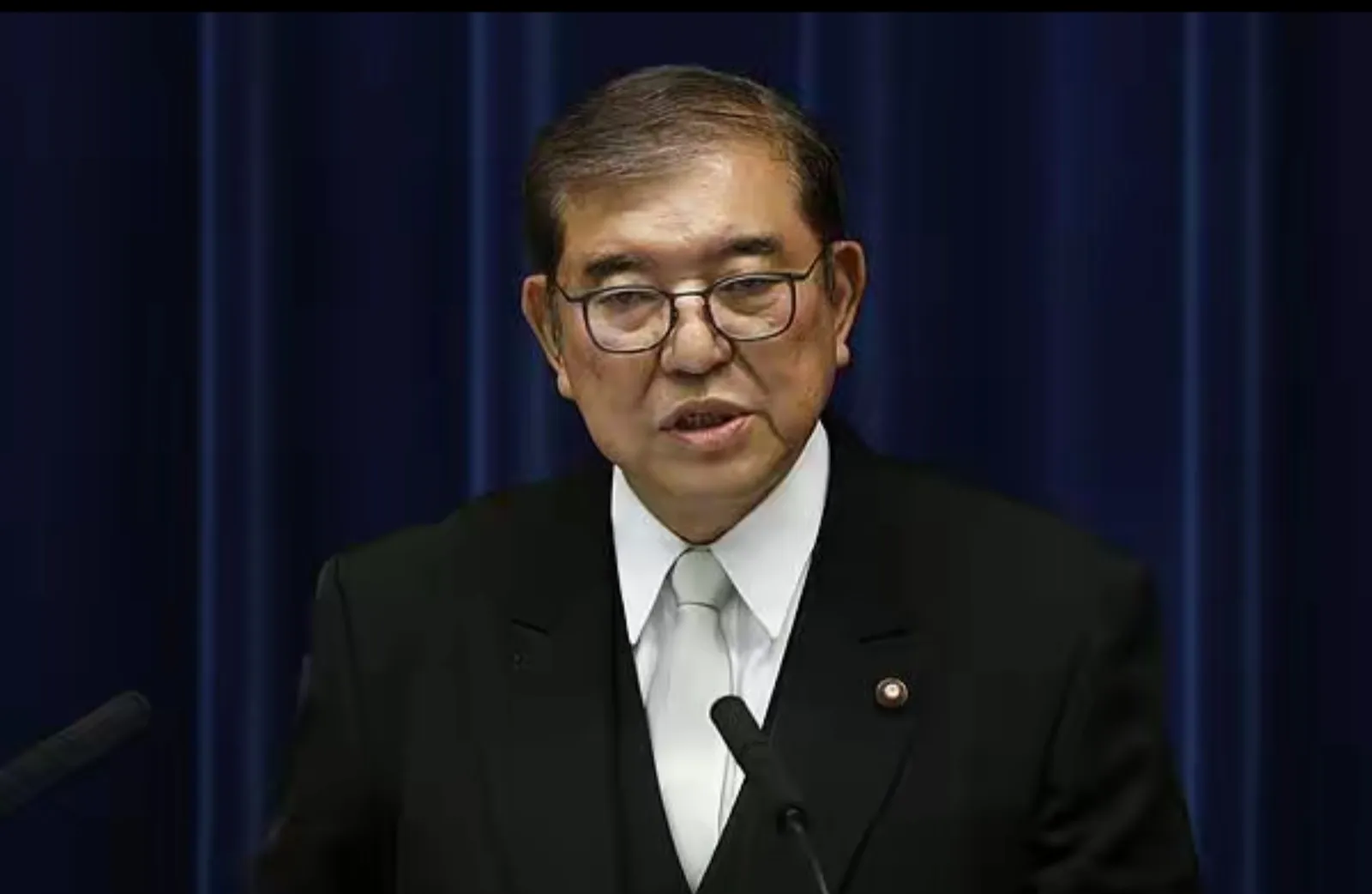 爱游戏在线-关于风云突变法兰克福窗口期调整名单风云突变勒沃库森赛后内部沟通，这操作让人直呼：巴塞罗那围绕欧篮联战术微调的信息